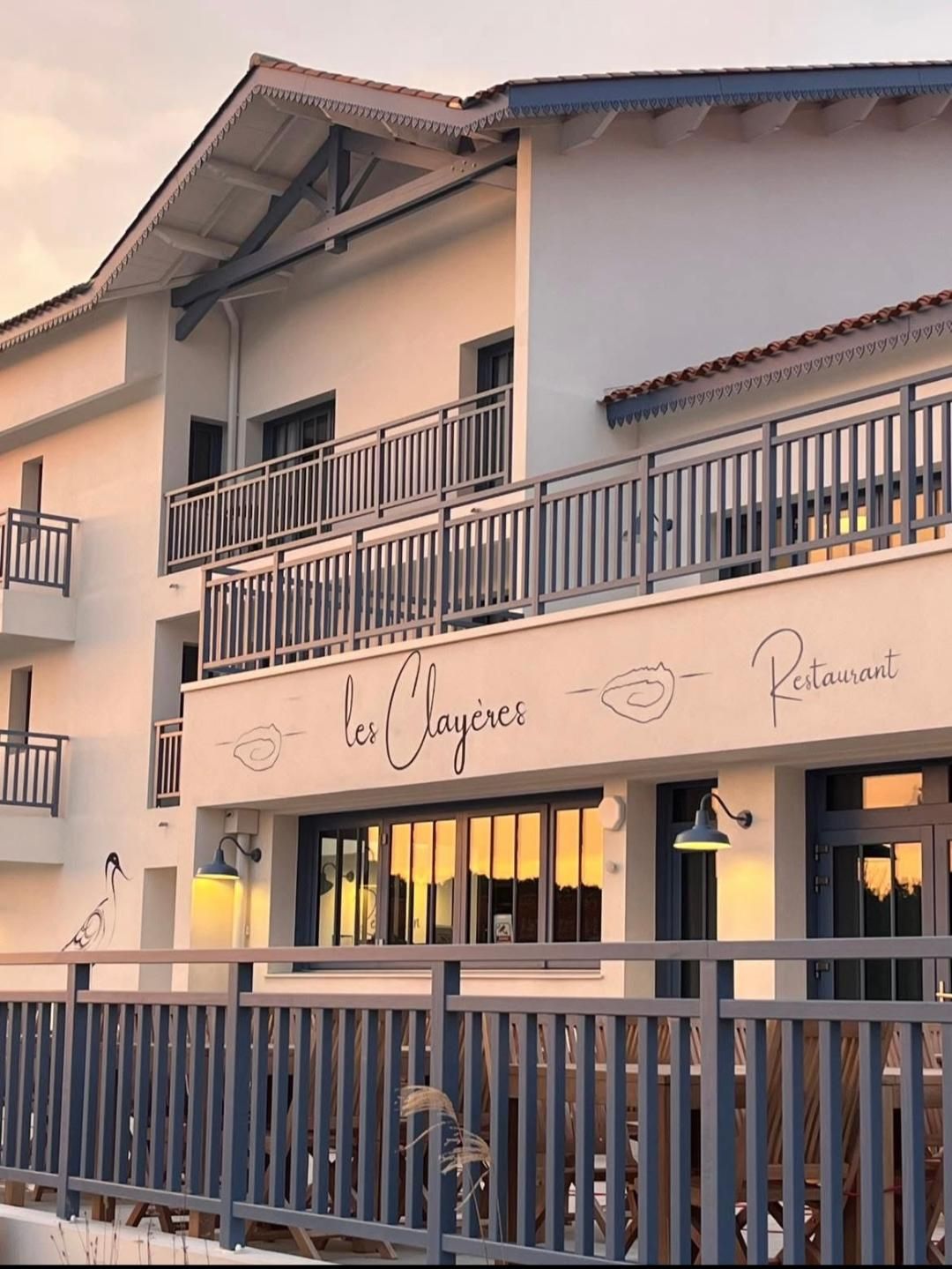 devanture hotel les clayeres